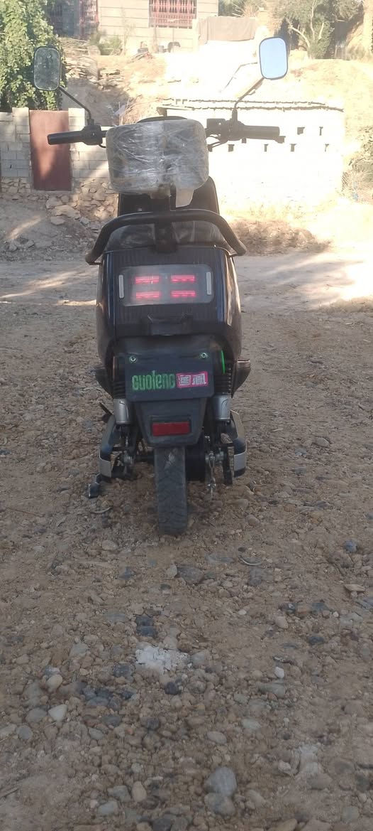 ماطور شحن للبيع مستخدم قليل مواصفاته
1ـ بطاريات جديدة ما مدله شراكه 

2ـ بريك قواي 

3ـتايرات انضاف جدد شراكه 

4ـلايت قوي +ال صعده نشط وما يقف 

سعراه 500 نقد وبيه مجال واقصاد 600وبيه مجال 
شراي ***********
