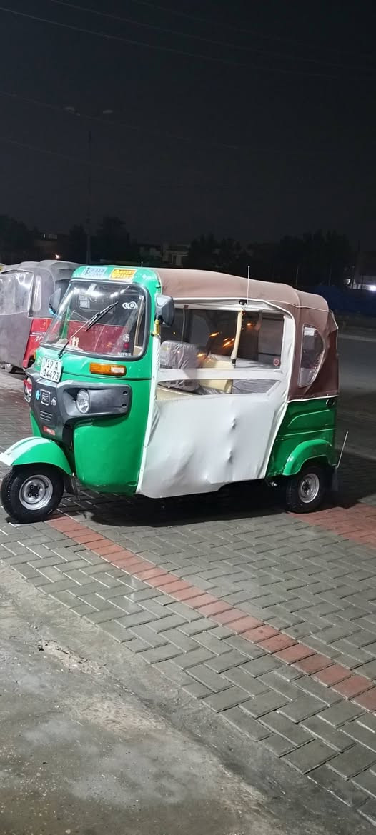 سلام عليكم تكتك 21 شهر 12يوم 30 فرق يوم عل 22 قطره صبغ مابيهه بيهن شبر بارد بس يم البك لايت الباقي كله كفاله بسمي تحويل ثاني يوم هزه جديده *********** مكان الدوره ابو دشير
