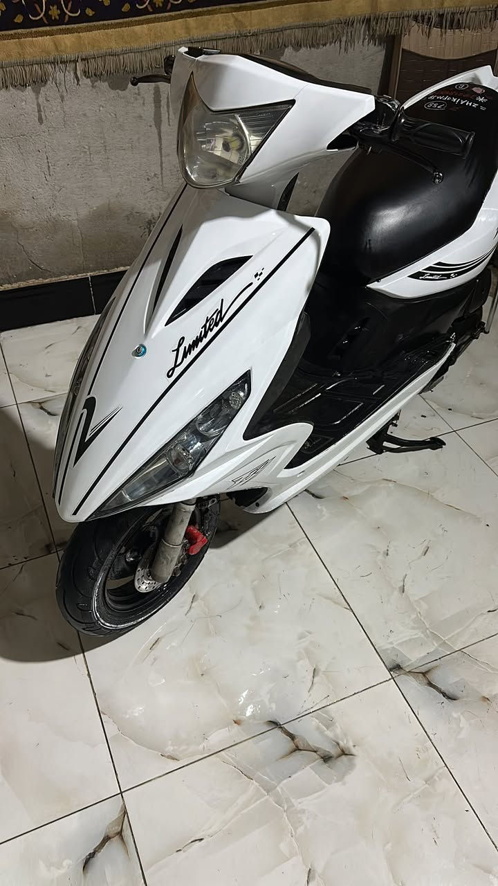 دراجه نضيفه ما مفتوحه بلاد السعر 600 البصرة الحياتيه ***********
