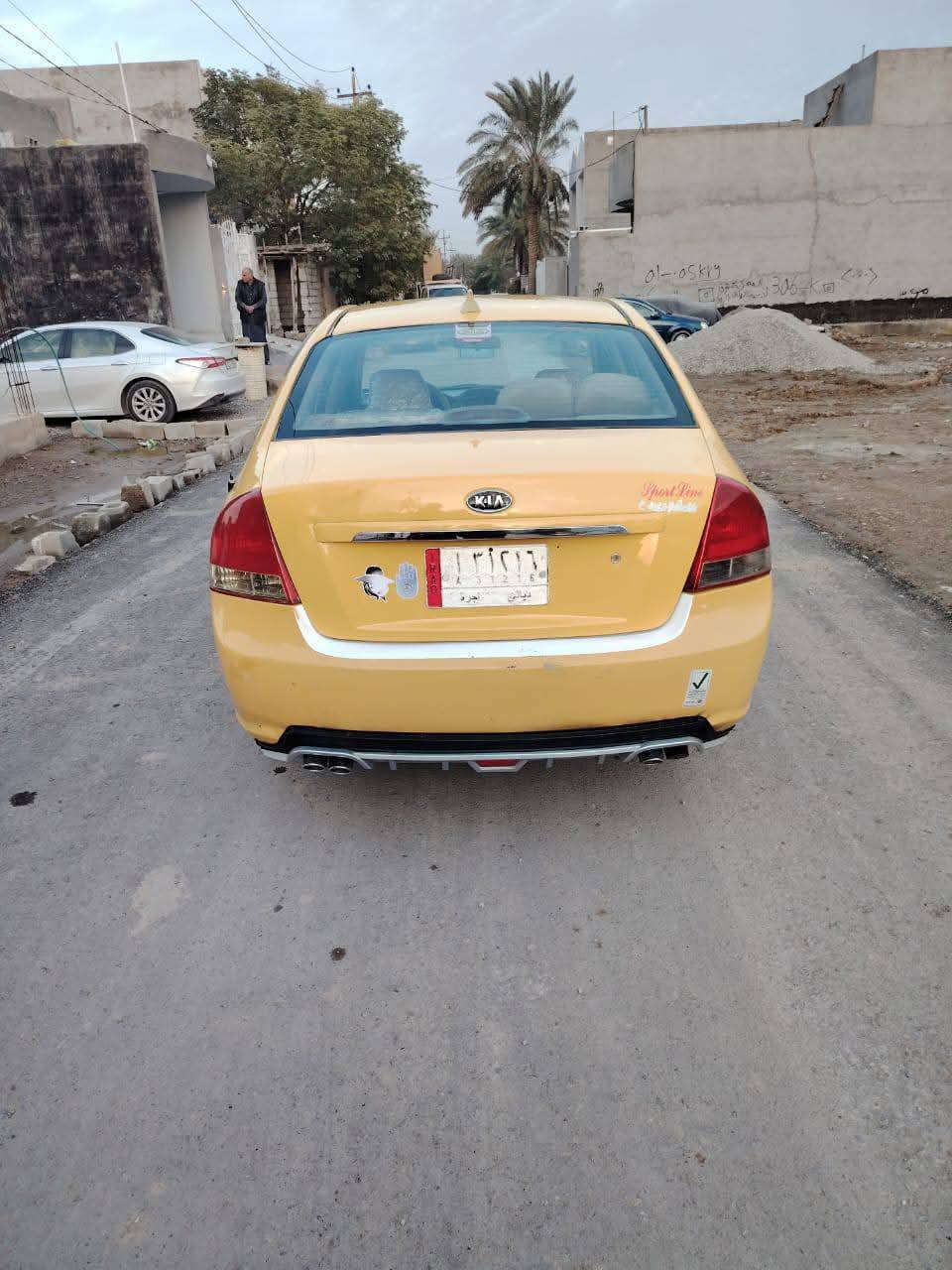 السلام عليكم
*سبكترا موديل 9 وارد امريكي رقم ديالى 
*السيارة بدون دواخل بدون ضربة بيه فقط الجامرلغ الامامي جهة الصدر امبدل 
*مكينه كير مكفولات
* تخم تاير صدر امامي خلفي جديد 
*مكاني / ديالى/ بعقوبة
*تلفون /‏‪***********
*السعر / 80 وبيه مجال لشراي
 ملاحظة : السيارة بدون دواخل تجي تكلي وشوف اذا بيه دواخل كروتك عليه
