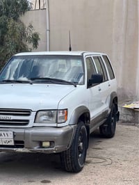 موديل ٢٠٠٠ • ٦ بستون • اوتوماتيك