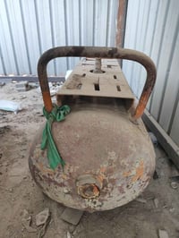 بطل 250 الماني كمريسر 320 مال ثامر حسوه  الكمريسر مامصوره الي يشتري اص...