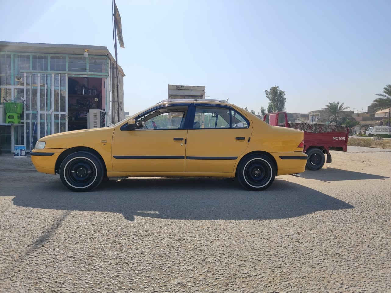 سلام عليكم سياره للبيع 2013 رقم بغداد مشروع وطني مصفره هيئه وغرامات مكينه وكير خير من الله لا تبخير ولا تنقيص صدر جديد تبريد ثلج تدفئه تخم تأير ابو الخط مكفوله من الضربه بس بيه بل جاملغ الامامي معجون كهربائيات كله شغال بسمي السياره سعر 43 
***********
