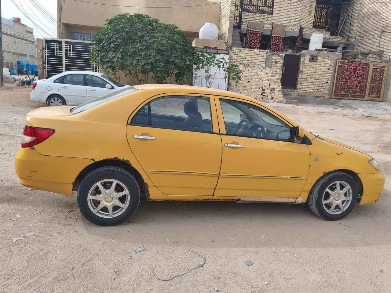 سيارة BYD f3 موديل 2011 سنوية فعالة لغاية 2026/10 السيارة بسمي تحويل ثاني يوم رقمة بابل سعره (39) ورقة وبيه مجال بسيط لمن يهمه الامر الاتصال على الرقم ‏‪
‏‪0783 077 4716‬‏ مكاني كربلاء سيف سعد
