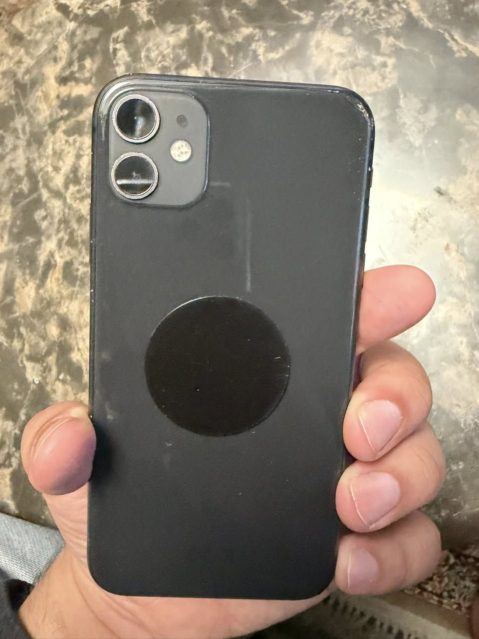 السلام عليكم ايفون 11 العادي
لون اسود شرق اوسط ممفتوح ويا الباكيت مالتة 
128G
بطارية 77
الجهاز ممفتوح وكلشي ممبدل بي  السعر 225 وبي مجال
مكاني بغداد حي الجهاد 
***********
