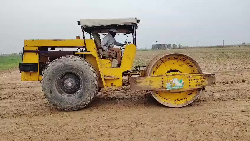 السلام عليكم حادله بوماك للبيع رقم مروع وطني تحويل محرك بمات خير من الله مكانها صلاح الدين السعر ٢٢٠ ورقه ‏‪وبيها مجال رقم الهاتف  ‏‪***********
