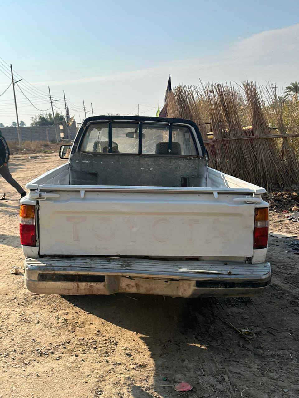 سلام عليكم بيكم موديل 89 رقم واسط تحويل مباشر محرك كروسده كير 5شرط شاصي شرط تخم تاير  شاصي شرط اكسل جديد سياره مصبوقه جماليه كهربائيّة شغاله مكان بغداد راشديه عباس العامري ***********
