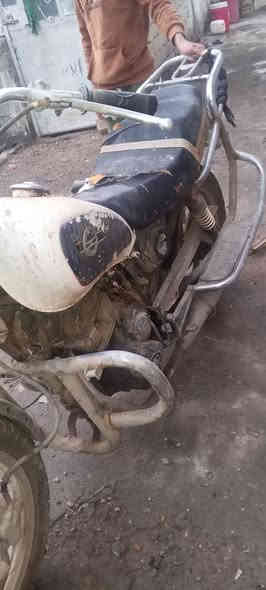 دراجه . تي موته . للبيع .  شغاله مكينه لايت بريك كلشي جاهز بس عوزها ترتيب . كلك . أتعهدلك عشاريآ وقانونيآ. ‏‪+9647856279932‬‏سوق شيوخ كرمة بني سعيد السعر 225وبيهاا مجالل متروكه لن ماا مستعملهاا اتصلل وتدلل
