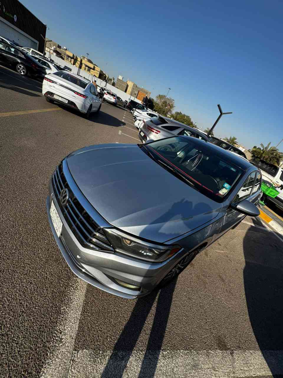 سلام عليكم من رخصت الادمن جيتا 20سلفر وارد امريكي فول مواصفات بيه ٣ قطع صبغ سياره حلوة تخم تاير رقم بغداد صدر جديد محرك 1400 تيربو كشنات جلد تدفة وتبريد بالكشنات لد نهاري كهربائيات كاملة مابيه اي نقص رادارات شاشت عطلات سياره خير من الله السعر هذا رقم التلفون ***********
