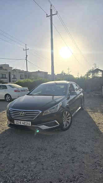 السلام عليكم
سوناتا 2017 
2400 gdi sport بدون تيربو فول مواصفات كندي
فتحه سقف ( تنته ) 
ايكو 
نورمال 
سبورت
7 نمر
كشنات جلد كشن سايق كهربائي 
تدفئه مقاعد اماميه
بصمه تشغيل + بصمه ابواب اماميه
اشاير بالمري 
اناره ترحيب بالابواب 
نغمه ترحيب عند الركوب وعند المغادره
فتحه جنطه اوتماتيكيه من مقفوله وتوكف وراها الصندوك يفتح
كاميره خلفيه 
شاشه اندرويد اوتو و ابل كار بلي
دبل اكزوز 
تحكمات ستيرن
بيها نواقص خفيفه يده الصندوك نقص وشاشه التبريد عطلانه بس تبريد شغال ثلج 
سعر 140 وبيها مجال بسيط
حادثها موضح بالصوره بدون شواصي 
***********
