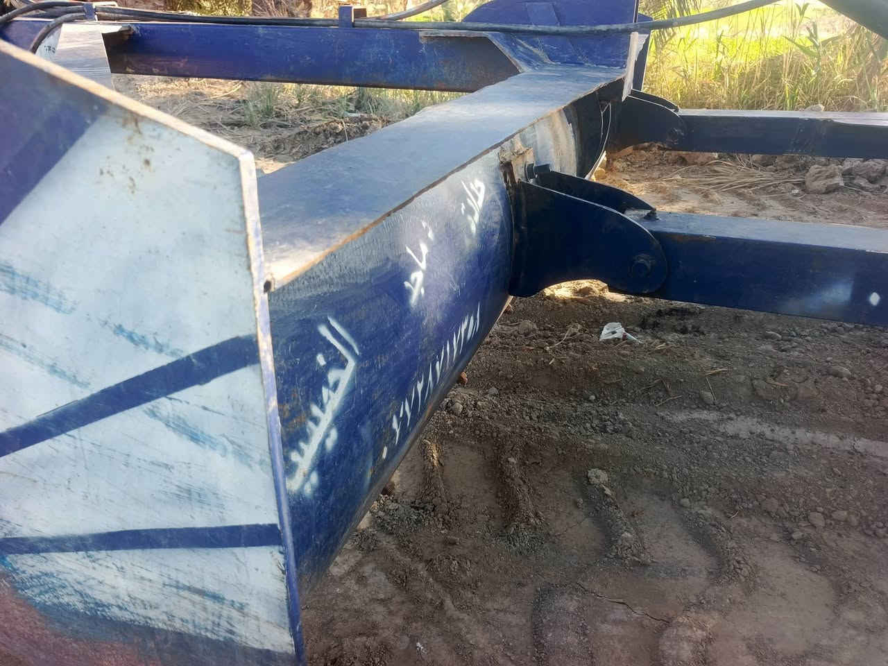 سلام عليكم اخوان
معدلات تسكام الخميسيه العرض 3 متر. الحديد 19ملم 
المكان النجف الاشرف ناحية الحيره 
السعر مليون و550 وبيه مجال 
للاستفسار الاتصال على 
***********
