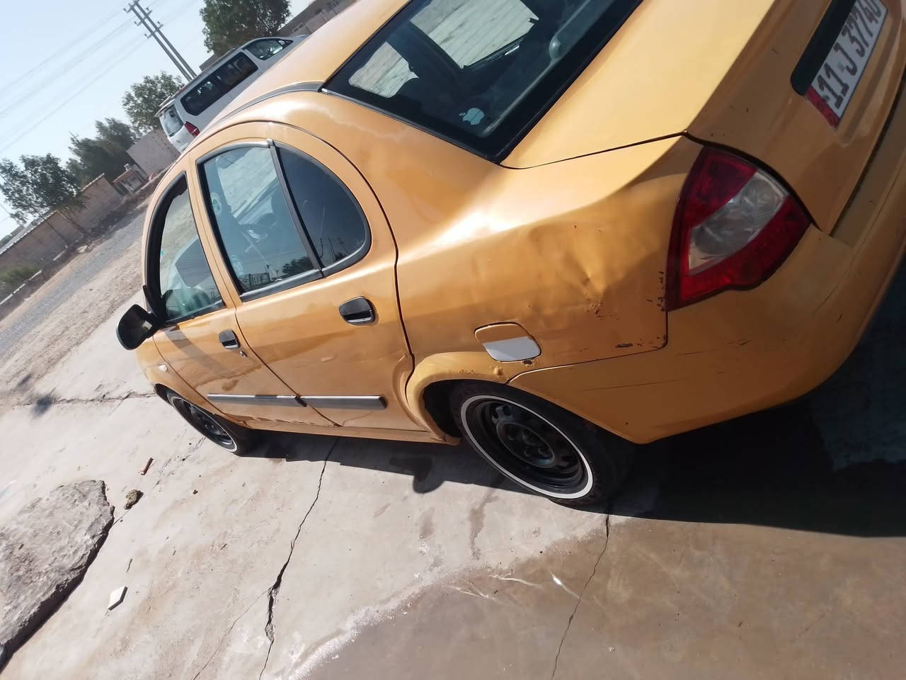 سلام عليكم طيبه  راعيها بصفي ورقم نكليزي مديل 2015للبيع مصفره هيئه وغرامات سياره خير من الله كير ومكينه حلوات حداديه جاهزه 100/100 تخم تاير  شواصي نضاف لا تعمير ولا خياس سياره كلشي مابيها سعر 34  وبيها مجال مكان سياره دوانيه قضاء ال بدير  رقم الهاتف ***********
