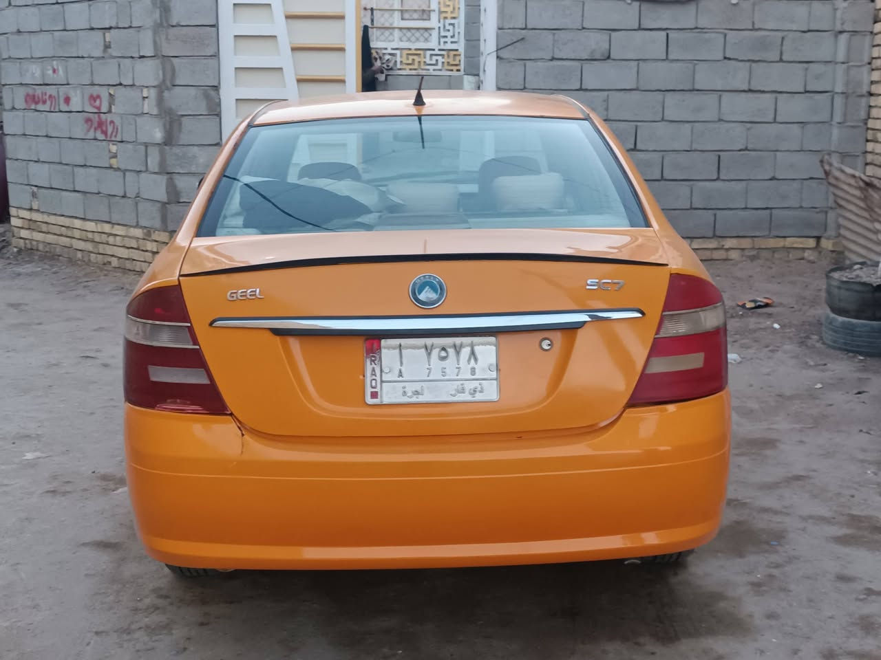 السلام عليكم جيلي موبل 2013 رقم ذي قار مصفره هيئه وغرامات سنويه لشهر 11وتسقط راعيها موجودو
محرك كورله 1800نحله
  تبريد كربائيات كلها تمام
بيها لايت زنون  
 طخم تاير كله جديد 
مصبوغه حزام فقط 
السعر 46 وبيها مجال قليل 
مكان سوق الشيوخ ***********
