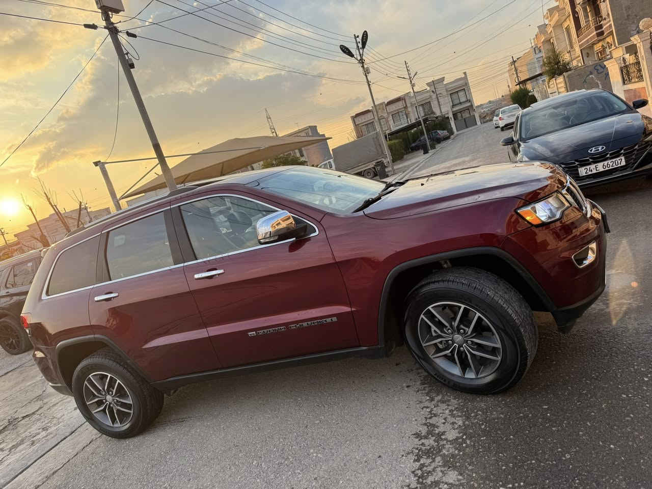 سلام وعليكم 
جيب لمتدد بلاص موديل 2022 
مواصفات فول كشنات جلد وكهرب ثنينهم حار هيتر 
شاشه حجم كبير رادار جانبي نقطة عمياه حساس خلفي 
اوتو بارك توقف ذاتي عند الرجوع كشن خزن سلايت فتحة سقف 
صندوك كهرب لايت زينون. تبريد خلفي مع هيتر فور ويل تشغيل عن بعد ماشيه 44000 الف بدون ايرباك داير خلفي مع  داير باب خلفي صبغ فقط الداير شبر من زاويت البونيد صبغ جاملغ السايق مبدل بلادي بدون دواخل بدون ايرباك عنوان السيارة اربيل 
سعر السيارة(240 )  بيها مجال سيارة ما ناقصها برغي 
***********
