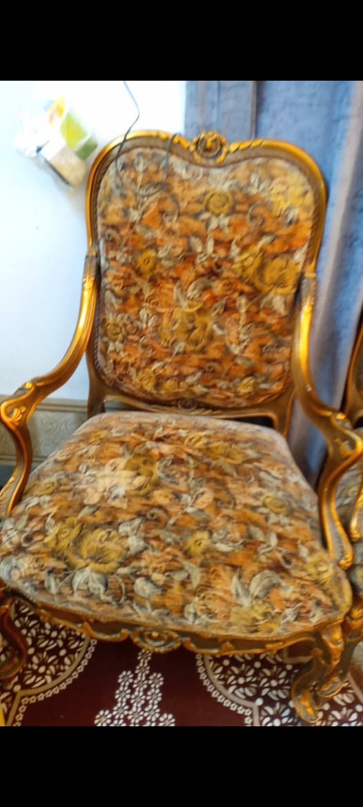 تخم دمياطي تسكام 9 مقعد نظيف جدا سعره 275 بي مجال قليل  والماصه ب50 ألف ***********
