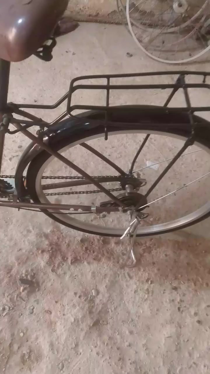 مراحب عساكم بخير
بيسكل لبيع مثل ما موضح في الصورة 
مكاني بغداد شعلة چكوك 
65الف الطيبين
جاهز كامل نضيف تجي تفحص وتسوق تقنع


**إذا كنت صاحب هذا الإعلان وتريد حذفه لأي سبب، رجاءا أرسل رسالة إلى الدعم الفني**