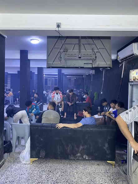 السلام عليكم كوفي للبيع بل كماليه شارع المصرف قرب مقابل حسينية الحكيم السعر خاص او ***********
