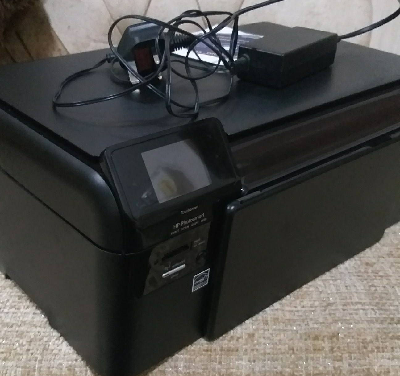 طابعه HP هاي طباعته كلش حلوه احبار خلصانه السعر 35 ***********

