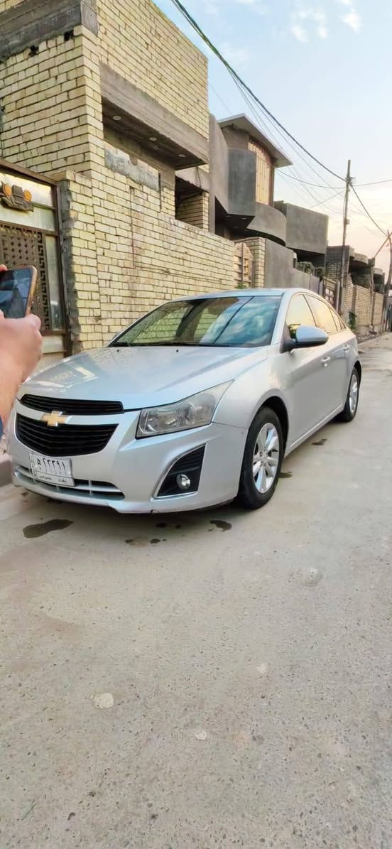 السلام عليكم شوفرليت كروز موديل 13خليجي ماشيه 44الف بدون صبغ ولا تبديل تدفئةتبريد كله شغال السيارة مامتعوبه السعر 85وبيها مجال قليل رقم الهاتف ***********
للعنوان بغداد حي اور
