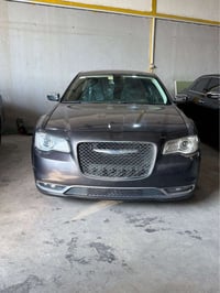 كرايسلر 300 • ٣.٦ سلندر • جير ٨ نمر