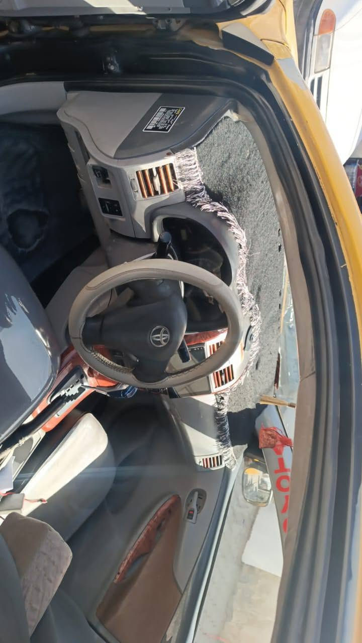 سلام عليكم كورولا موديل 9كندي رقم بغداد كير محرك تايرات شرط السياره مكلوبه بس حلوه بدون دواخل السعر 75وبيه مجال***********
