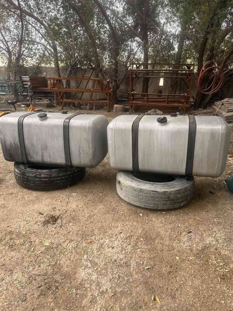 تانكيات للبيع 650 الاتصال ***********
