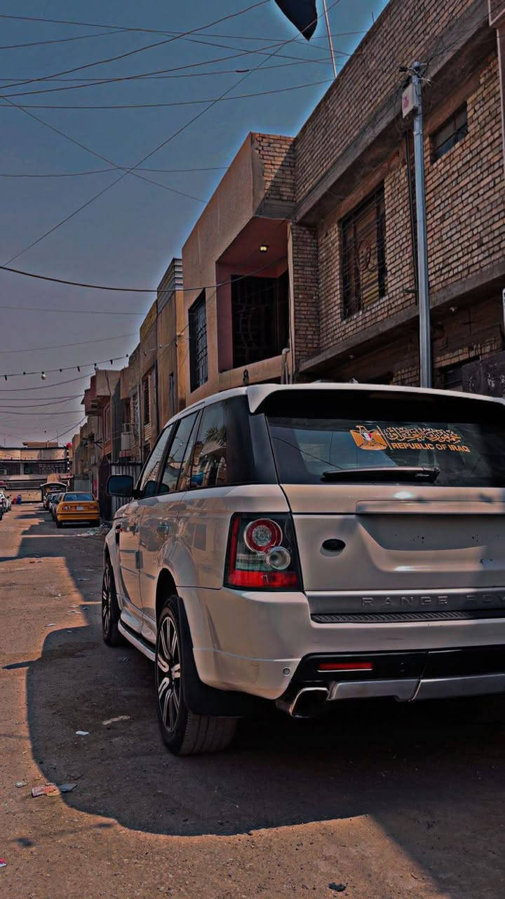 رانج روفر سبورت
ادوات ادوات ادوات
سياره مكفول من الضربه والكص 
دبلات لوي سياره جديده اوكامله تبريد ثلج 
تخم تاير دلوب ياباني داخل جديد محرك 
كير مكفولات عنوان بغداد للبيع اومراوس حسب القناعه
السعر ٧٠
***********
