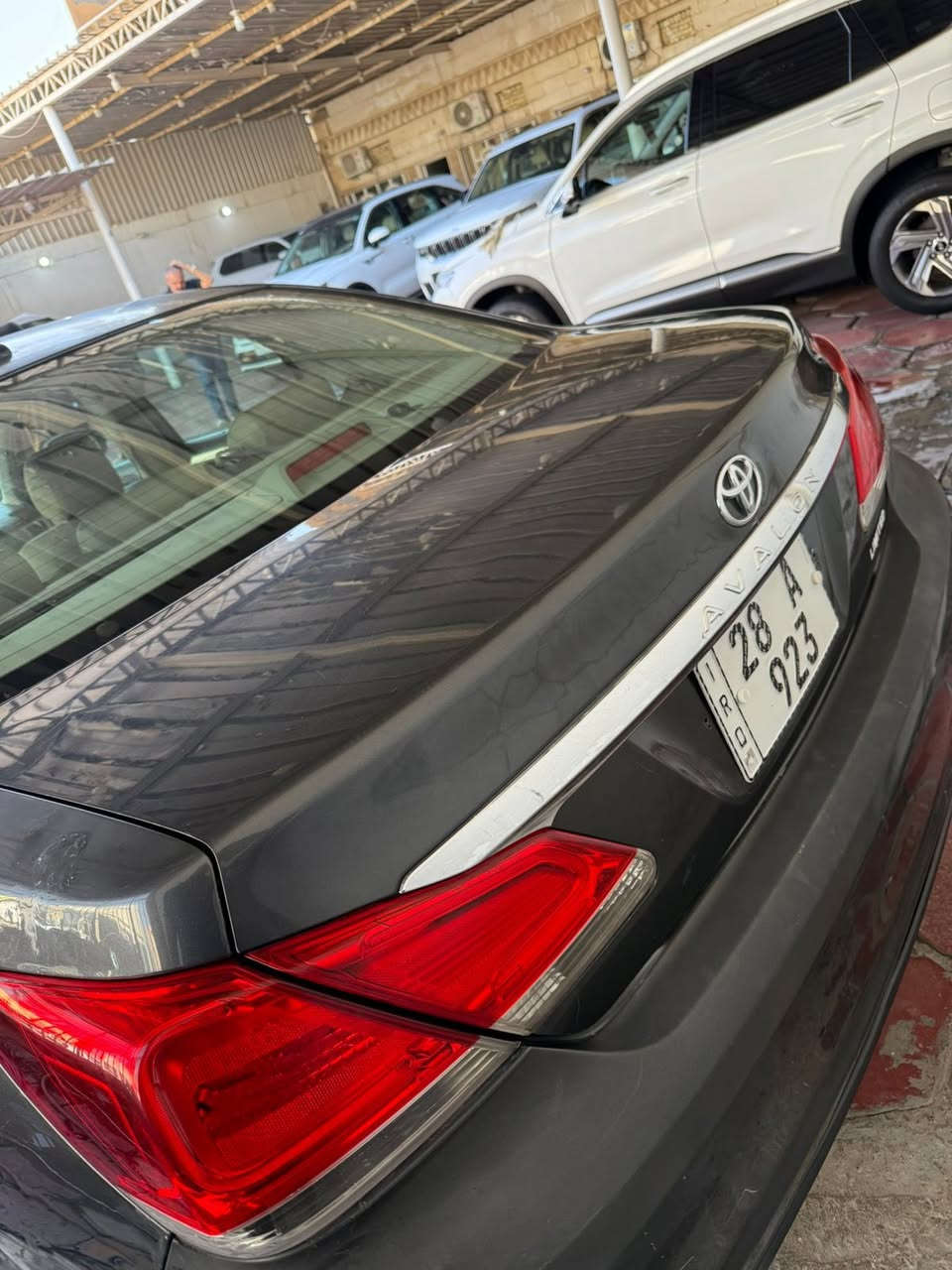 سلام عليكم مرخصت مدير الكروب افلون 2011 لمتيد رقم مميز نجف سياره بدون ايرباك حادثها بابتين نفسهن مصلحات جهة السايق وبيها بزالعراق صبغ بنيد وجاملغ السياره جراد بأسمي السياره مكاني بغداد السياره ما بيها نقص مكينه جديده 
ملاحظه السياره مال ابو مصلحه مبيها نفص كلشي من كل النواحي السياره نصبتها حلوه بس بيها جراد والسياره كفاله عامه 

السعر 170$ 
الي ميعجبه السعر رجاء يترك كلمه طيبه والسوك كلشي بيه 

اتصل ع الرقم وبيك خير ودلل
***********
