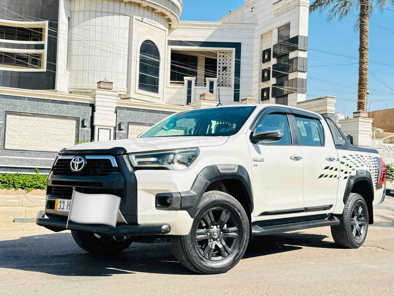 سلام عليكم تويوتا هايلوكس 2021 
السعر.     305 بيها مجال 

***********
كفاله عامه من جميع النواحي 
السياره ماشيه 77
TRD. ساز 
  فول موصفات 
 رقم بغداد بسمي تحويل مباشر السياره جديده على وضع الشركه 
ملاحضات السونار مرفق المنشور 
مكان السياره بغداد 
***********
