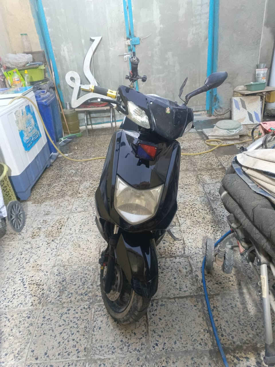 دراجه سكنز نثيه140 جراجه شغاله بس بيها صوت مال جواكيج جراجه نضيفه محرك ما مفتوح سعر 200 تواصل ***********
