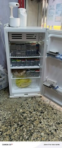 ثلاجة • مشتراه شهر