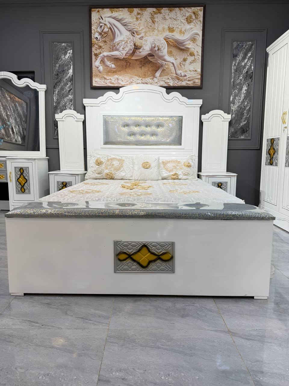 #تخفيض 
بمليون فقط 

#غرف #نجاره #عراقيه 💯💯

تتكون من 7 قطع 
عرض الكنتور 3 و20سم
ارتفاع الكنتور 2 و20سم
السرير بلوك ٦ ارجل
طول السرير 200 سم 
عرض السرير 160 سم 
الضهر براغي
متوفر توصيل مع الشد كافه محافظات العراق 
 #غرفه #نوم #عراقيه
#خاص #عرض #بغداد #حله #كربلاء #نجف
#ديوانيه #كوت #سماوه #ناصريه #بصره #فلوجه 
#رمادي #واسط  #اعماره #قادسيه #دجله #فرات 
متوفر طابوريه 15
الشازلون 50 الف
حسب طلب


**إذا كنت صاحب هذا الإعلان وتريد حذفه لأي سبب، رجاءا أرسل رسالة إلى الدعم الفني**