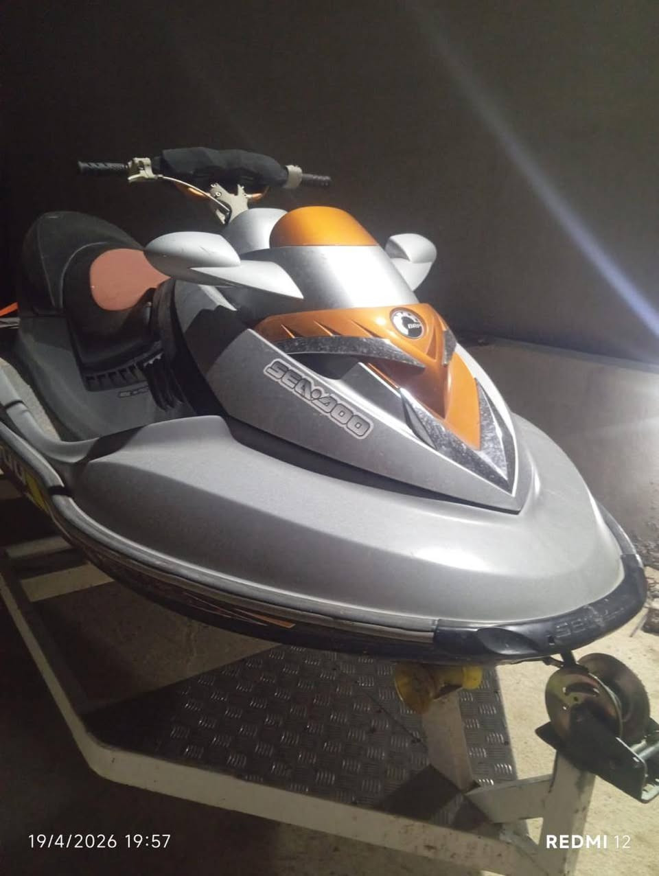 جت للبيع سيدو 215rxtموديل2008جت حلو ونظيف بدون كسر بدون صبغ الجت سعره 55$ورقه الرقم ***********
