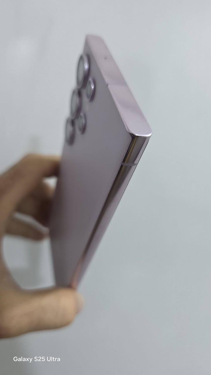 #للبيع_فقط

جهاز S23 الترا
شرق اوسط عين الفهد 🤩
ذاكره 256
رام 12
جهاز يدعم شريحتين (خطين)
مكفول من كلشي وتاخذه بضمان❣️
#السعر 750 الف مجاله قليل 
700 إلا ربع دينار  لاتتصل ولااتعب نفسك🙅
للاتصال ***********
