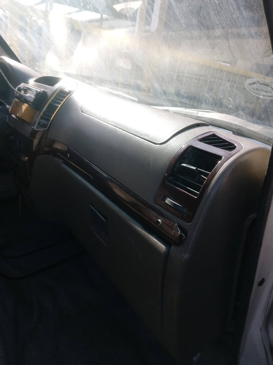 السلام عليكم فتون للبيع مكفوله ماعدى الدواير للجامرلغ تصليح وصبغ موديل٢٠١٥ تخم تاير +مكينه جديده من البيت الصيني + سنويه (٢٠٣٠) رقم شاهي بالتكمه دوشمه جديده السعر (٧٧) وبيه مجال والسلام عليكم الاتصال ***********
