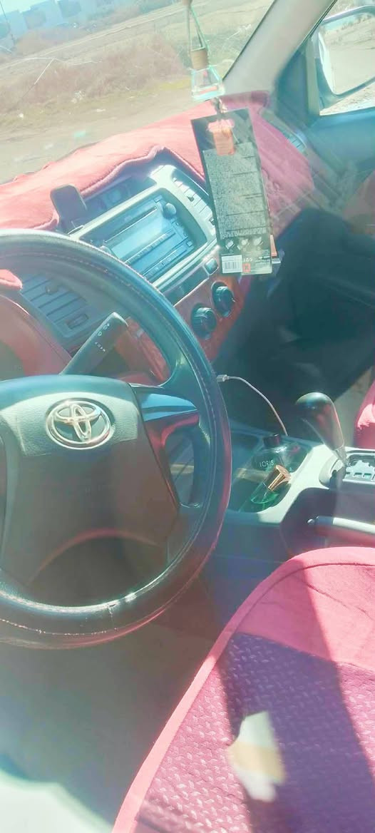 تيوتا هايلوكس 2013
رقم السليمانيه  
اوتوماتيك  سياره مكفوله من كلشي 
بس بارد قليل بيه كد شبر 
 مكان السياره ديالئ بعقوبه 
امراوس برادو هم يرهم 
للستفسار اتصل ع رقم صاحبه  
***********
