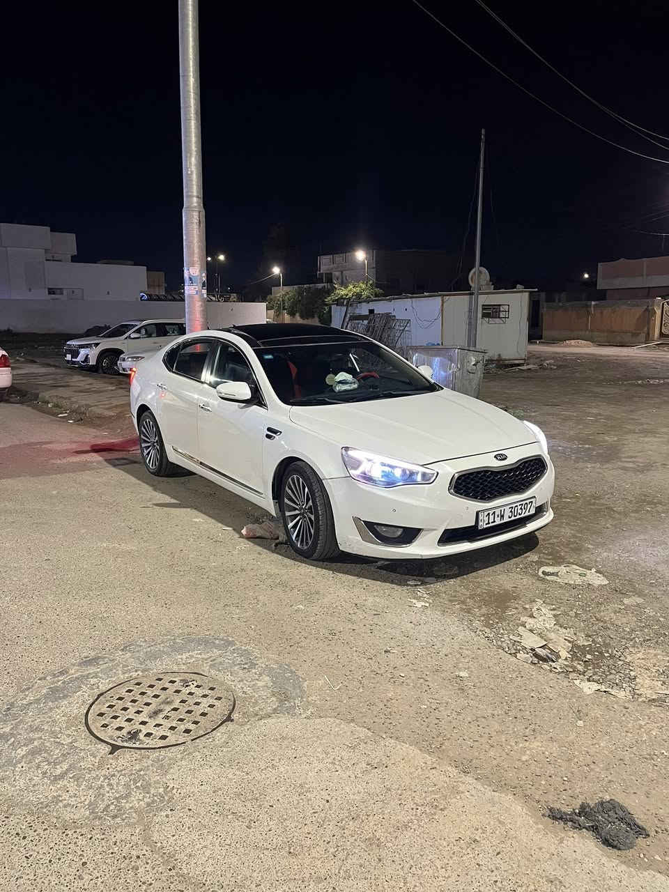 كيا كادنزا 2013 شكل 2014 فول مواصفات ملكي  رقم بغداد انكليزي بسمي تحويل مباشر فول
بانوراما 
مري شفط 
اشاير بالمري 
حساسات 
هندبريك بصمه 
بصمة ابواب 
بصمة تشغيل 
ترحيب عند الاقتراب 
شاشه 
كامره 
استيرن كهرباء 
كشنات كهرباء 
تحكمات خلفيه 
وارد كوري 
مكينه 2400 اقتصادي 
صور السونار بالمنشور 
سعره 118 بي مجال 
للاستفسار 
***********
