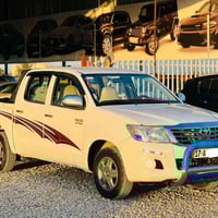 هايلوكس • ٢٠١٤ • كويتي