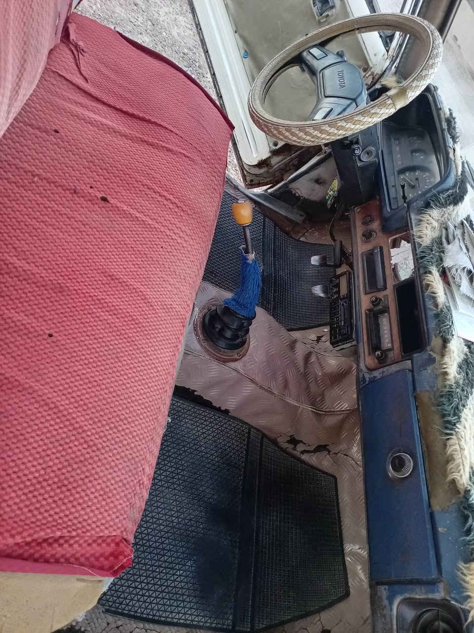 للبيع موديل 82
المكان بغداد- التاجي /المشاهده 
***********
***********
مكلف بالنشر اتصل على الارقام...
