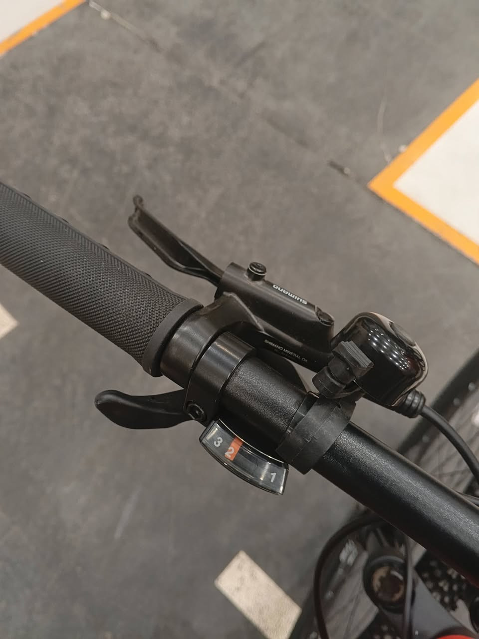 رجع توفر بايك لترنكسD500 حجم 27.5  بفضل الموصفات وبي خصم فوق 40%
موصفات 
بريك دسك وفلنجه
دبل تحكم قفل وفتح
فريم انمنيوم بلكامل 
مكينه شيمانو ياباني 
مكينة الخلفية 8والامامية3
بايك يعتبر جبلي وسبورت بنفس لحضة
سعر كان قبل الخصم 660حاليا 396
كل هذا توفر بشركة عجلة الخليج
موقع بغداد كراده خارج مقابل سما مول 
استفسار ***********
