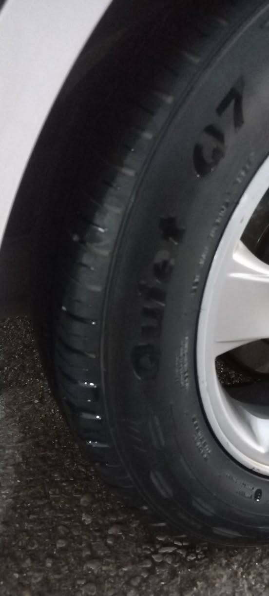 اخوان اني مكلف بالنشر تخم كامل للبيع فقط اطارات للبيع. مستعملات نضافه جيد جدا.
بالنسبه للسعر ياهوه يدفع الاعلئ سعر ياخذهن
مكان النجف ***********
