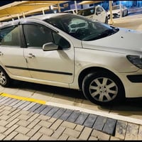 للبيع بيجو فرنسي 307 موديل 2005 سنويه 28 كير  ومحرك لووك حداديه امامي ...