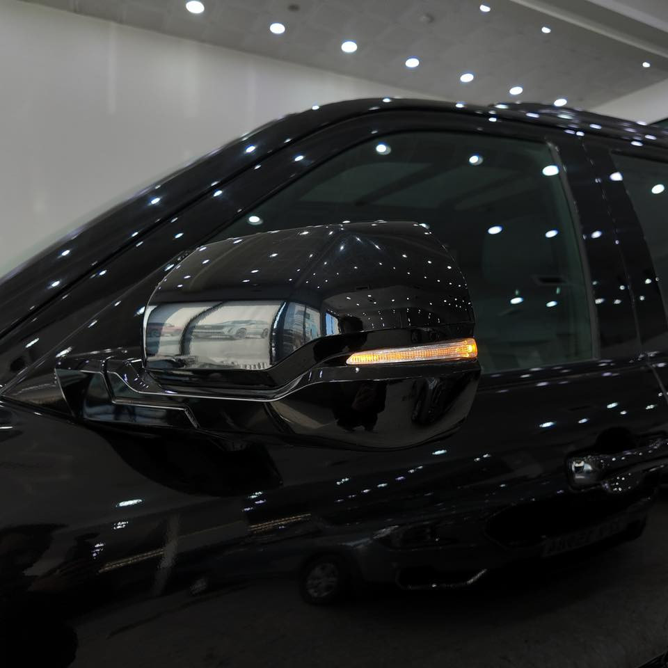 السلام عليكم ورحمة الله وبركاته
تويوتااا سيكوياا. بلاتينيوم. 2024 كلين
      صور بل مزاد موجوده. ورقم شاصي هم. آخر صور.  
  
لون اسود ملكي.
 داخل اسود  مطعم أب أزرك. 

  السياره. مزروعه مواصفات زرع.  
    إذا أريد اعد المواصفات ما تخلص.  يوميه تكتشف شي جديد

     رقم. السياره. بغداد. 
           مكان السياره النجف الشرف 🎶

 التصال او تواصل. واتساب. ***********
   شايف الف خيرر الي ياخذه
