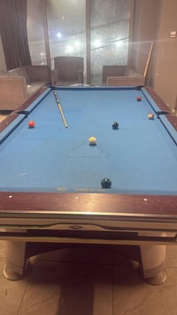 متوفر ميز يلن مال العلويه الميز نضافه 99/100. اي ستفسار التواصل على هذ...