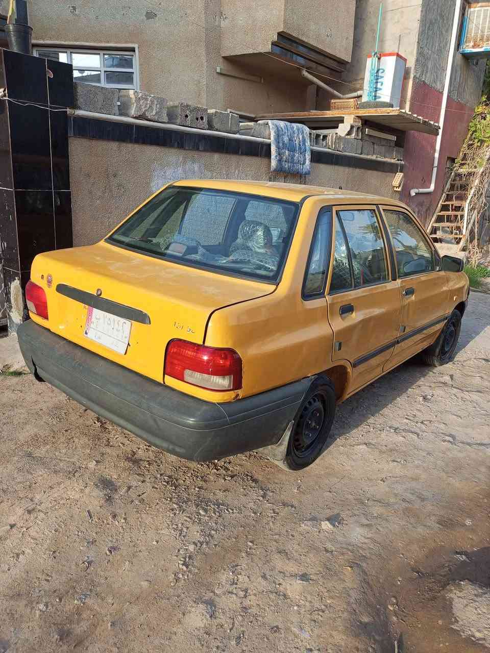 سايبه موديل 12 مكينه وكير جديده مصفره هيه وغرامات سنويه 29 شواصي واحد بلادي والثاني بيه فطر صغير وعمارته تعمير بلادي صدر امامي جديده كهربائي كلها شغاله تبريد ثلج  سياره خير من الله السعر 25 وبيه مجال دوشمه جديده كاعيه جديده مكان بغداد جزيره السياحيه***********
