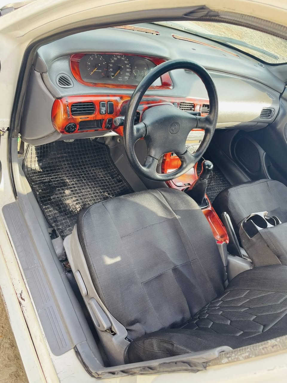 مازدا فاصوليا للبيع 1992كير محرك تبريد بشرط سياره كلها وزع شريكه رقم كركوك سنويه جديدة سعر57
رقم موبايل ***********
