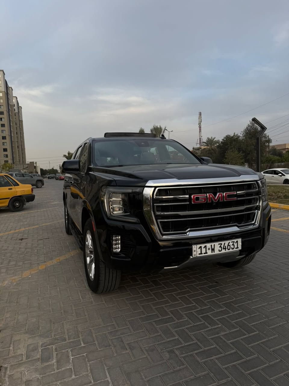 يوكن 2023slt بانورما ٤ كامرات رقم بغداد
سيارة فول مواصفات مكينه ٥٣٠٠ رقم بغداد مكفولة مكان سيارة بغداد 
***********
السعر ٤٨٨
