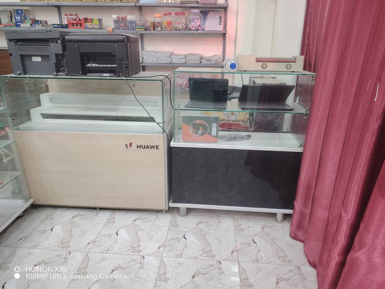 ٥ فاترينات للبيع
وحاسبه hp
استفسار ***********
