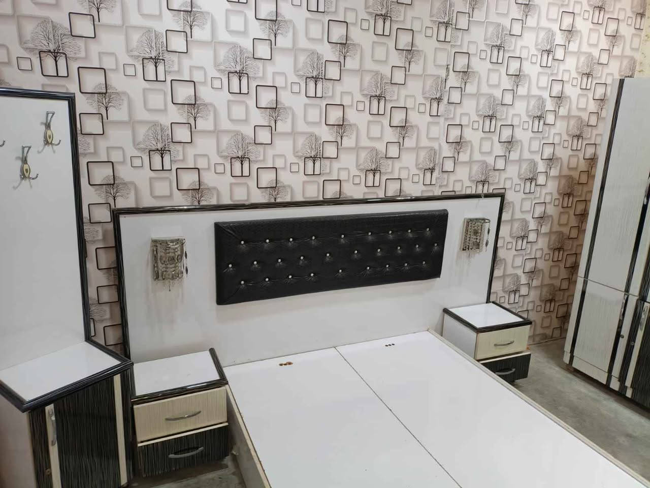 معرض عياض ويوسف غرفه نوم شغل نجاره تسع قطع سعره 650.》***********》***********》 كركوك, العراق
