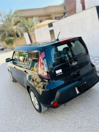 سياره صول موديل٢٠١٥ امريكي بيها قطعتين فقط بدون دواخل ماشيه 68 السعر92...